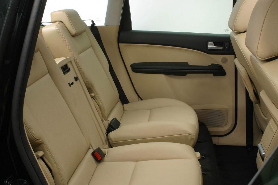  Ford Focus C-Max 2003 года  (фото 99 из 125)